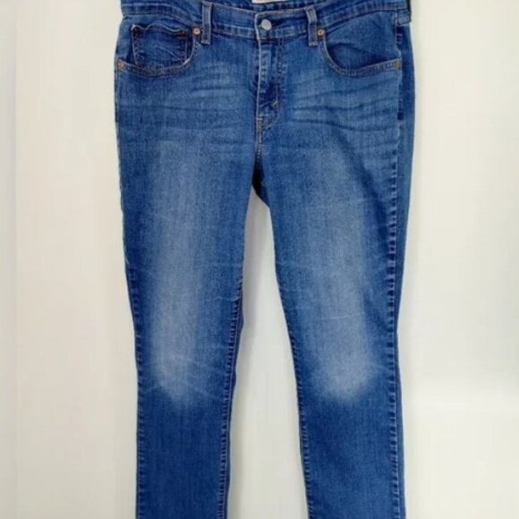 Women's Levi's 414 Relaxed Straight Jeans 32" Waist - Picture 2 of 10